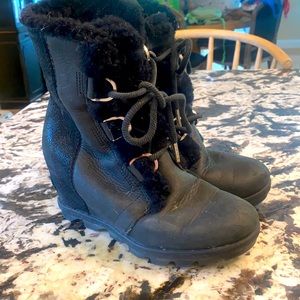 Sorel winter boots. Size 6.5.